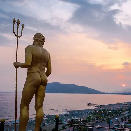 Antique Palace Museum (adults Only) Otel